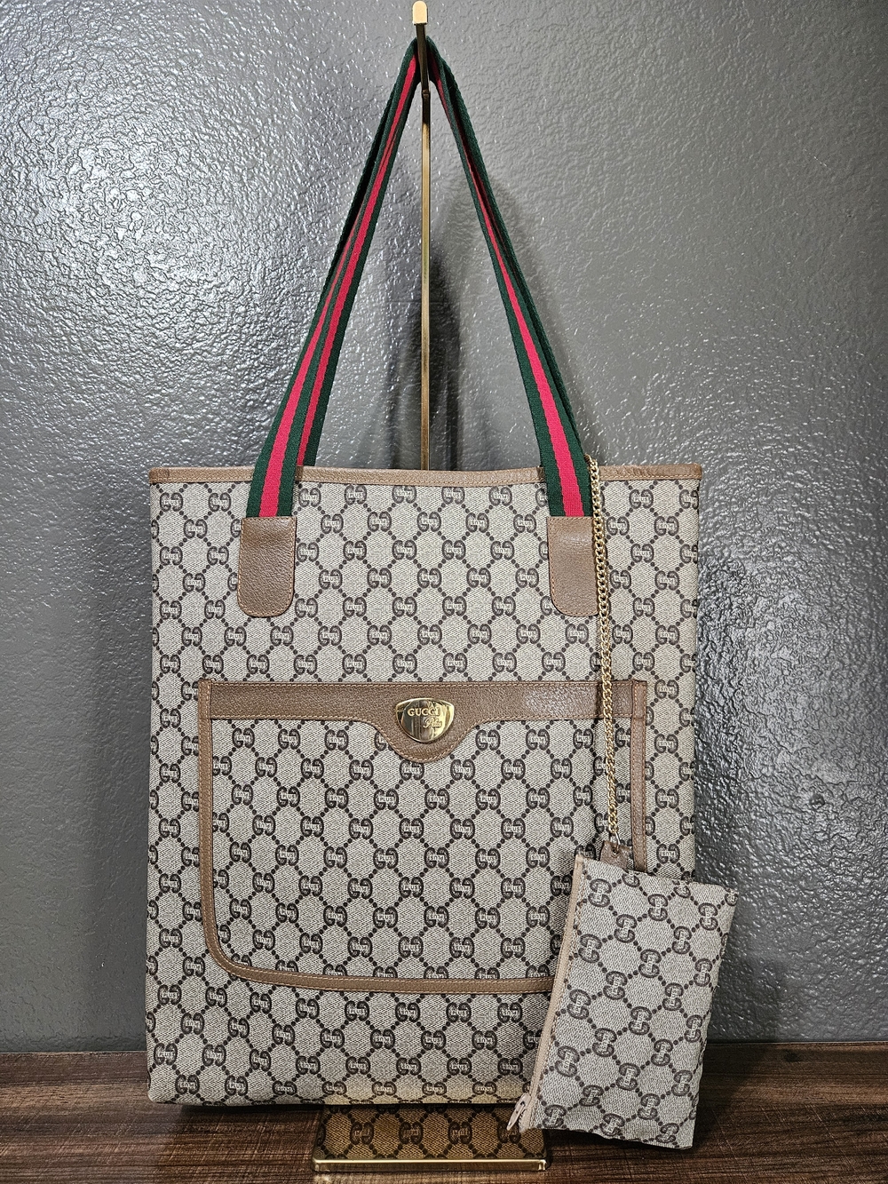 Authentic Gucci Vintage Supreme Plus Canvas Sherryline Shoulder Bag